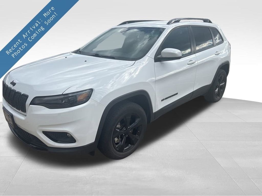 Used 2021 Jeep Cherokee Altitude SUV