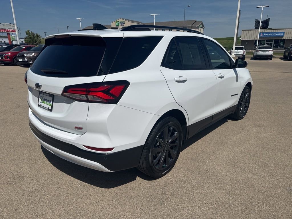 2024 Chevrolet Equinox RS photo 3