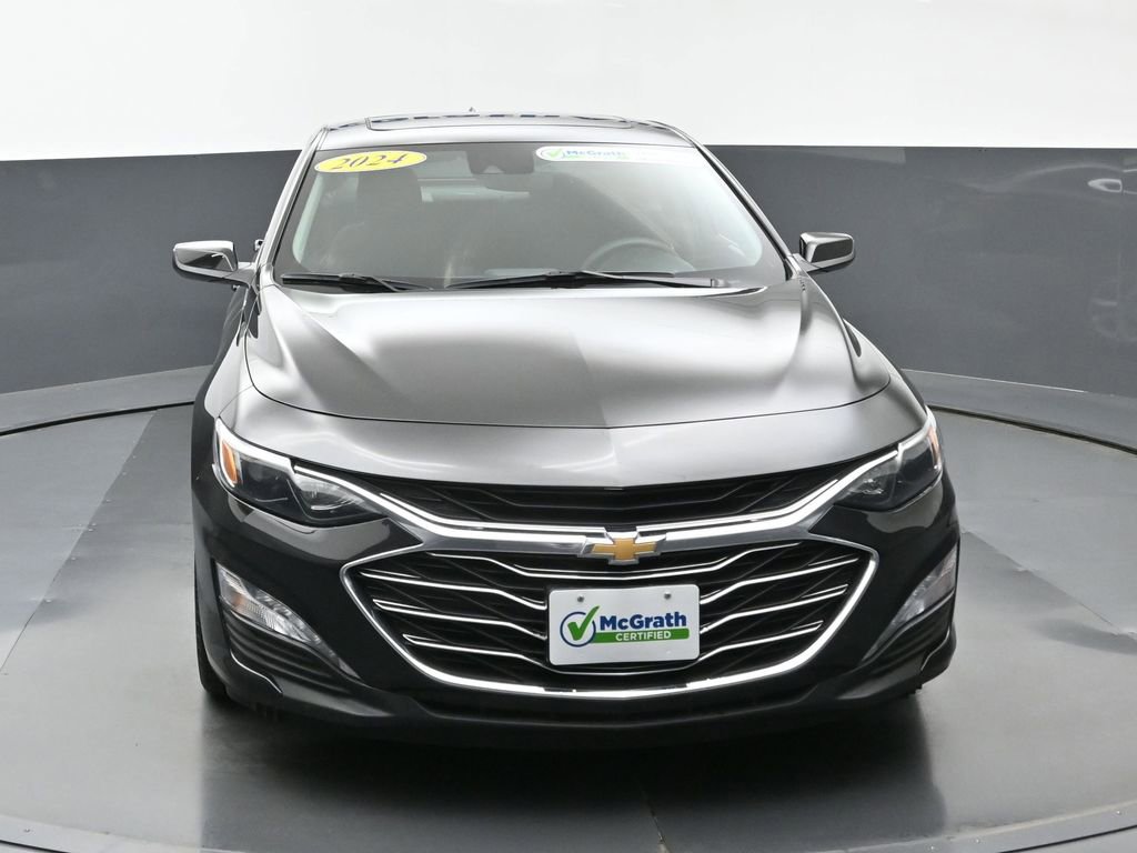 2024 Chevrolet Malibu 1LT photo 3
