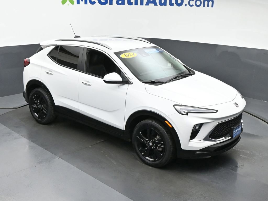 2024 Buick Encore GX Sport Touring photo 2