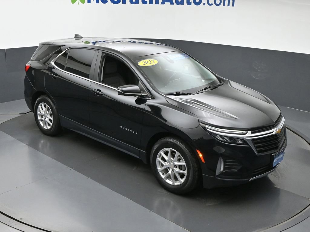 2022 Chevrolet Equinox LT photo 2