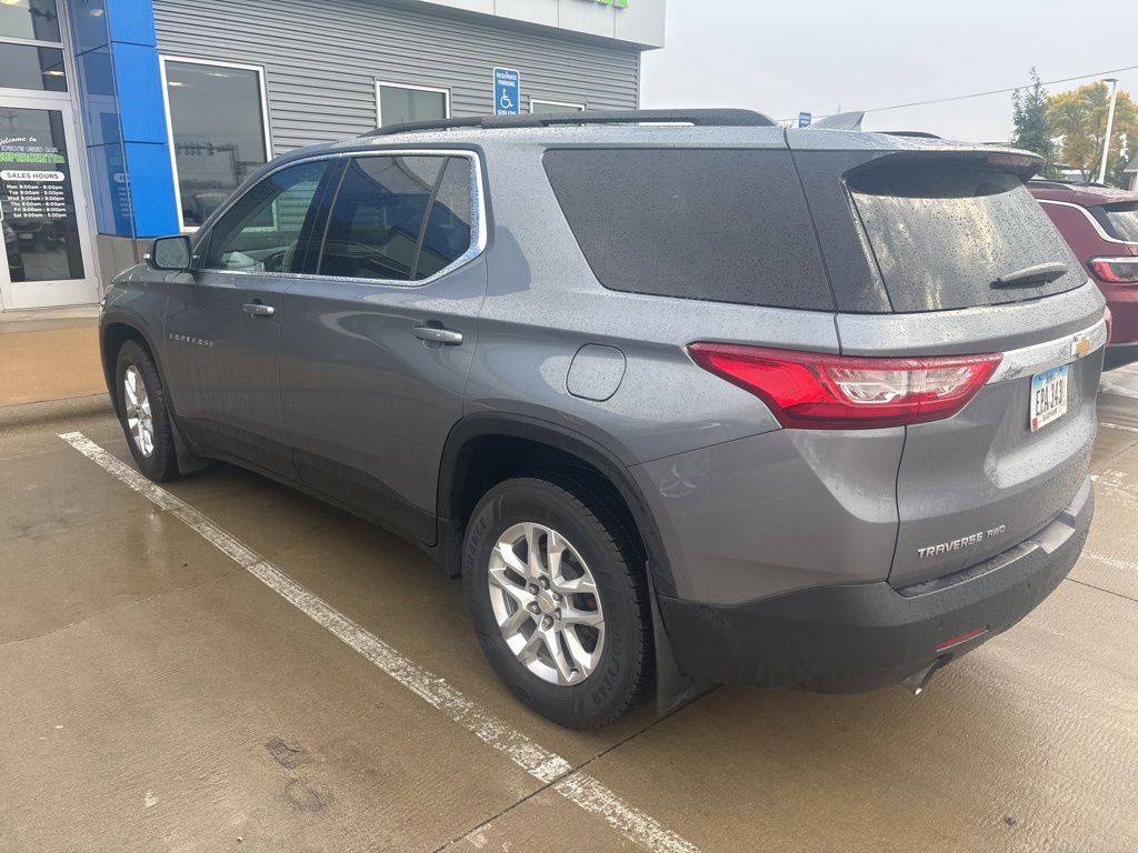 2021 Chevrolet Traverse Leather photo 4