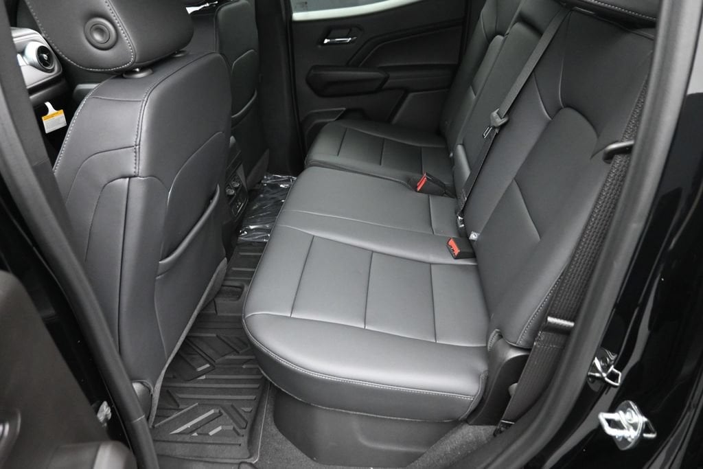 2026 Chevrolet Colorado LT - Photo 12