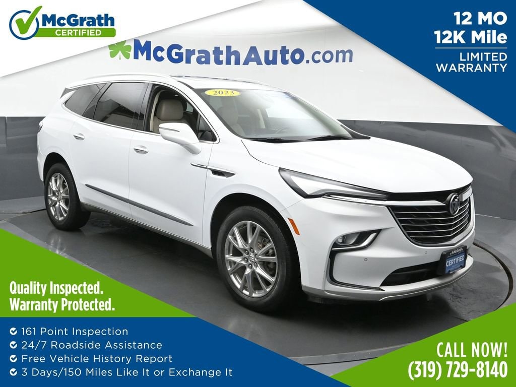 2023 Buick Enclave Essence's photo