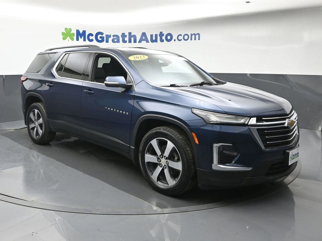 Used 2023 Chevrolet Traverse LT Leather SUV