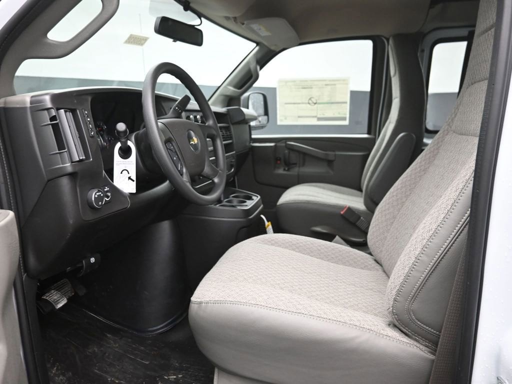 2026 Chevrolet Express Cargo Work Van - Photo 14