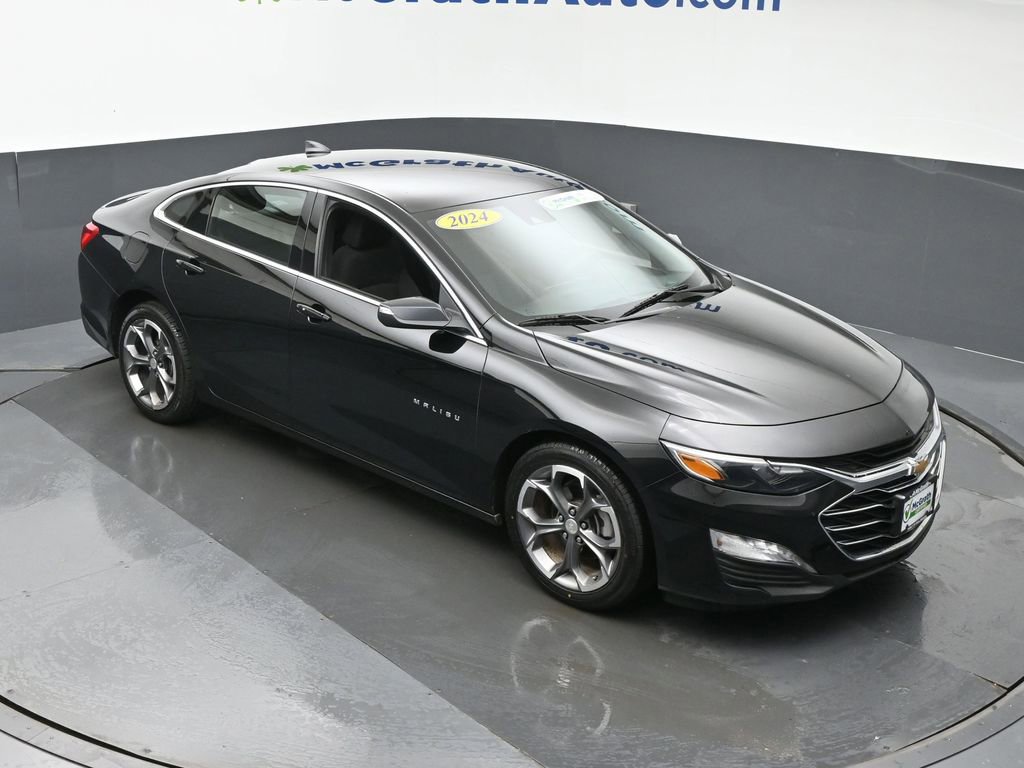 2024 Chevrolet Malibu 1LT photo 2