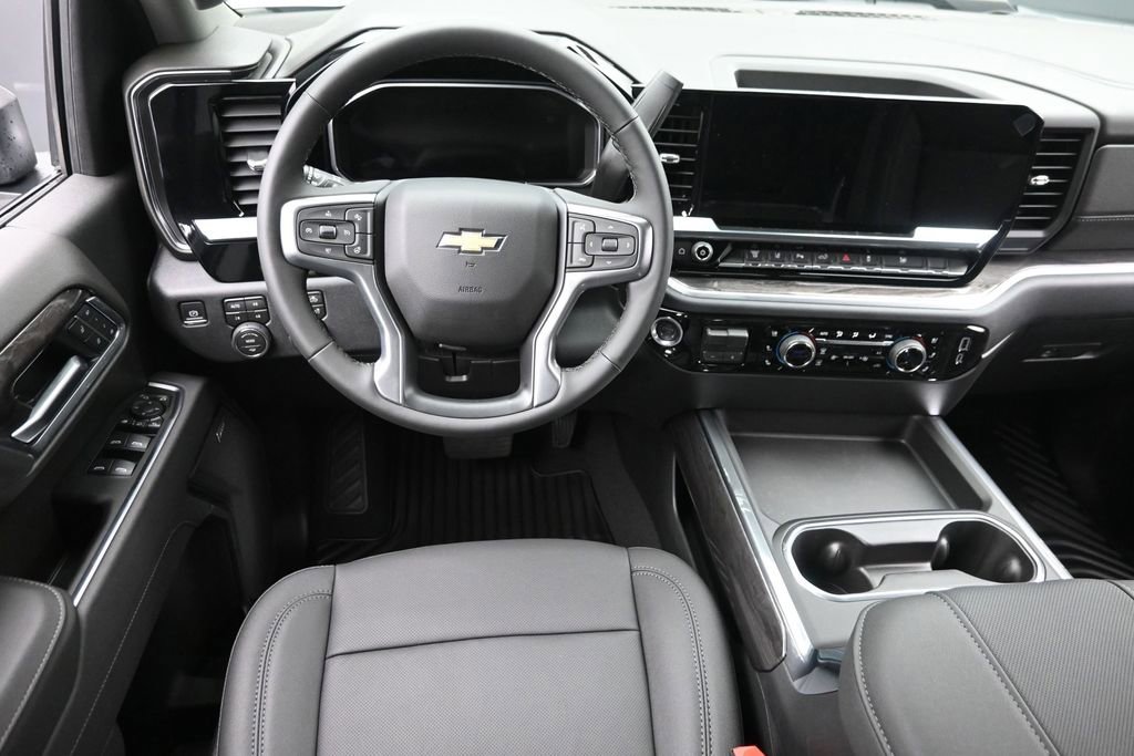 2026 Chevrolet Silverado 2500 HD LTZ - Photo 14