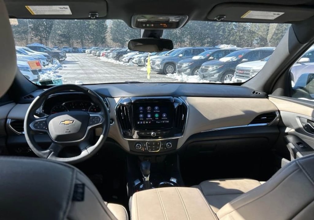 Used 2023 Chevrolet Traverse LT Leather SUV