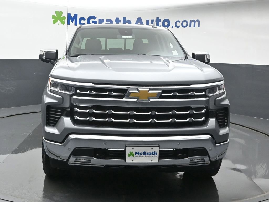 2026 Chevrolet Silverado 1500 LTZ photo 3