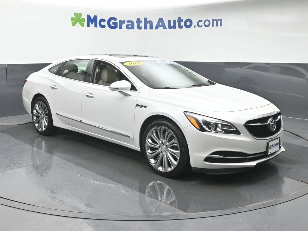 Used 2017 Buick LaCrosse Premium with VIN 1G4ZR5SS4HU181502 for sale in Cedar Rapids, IA