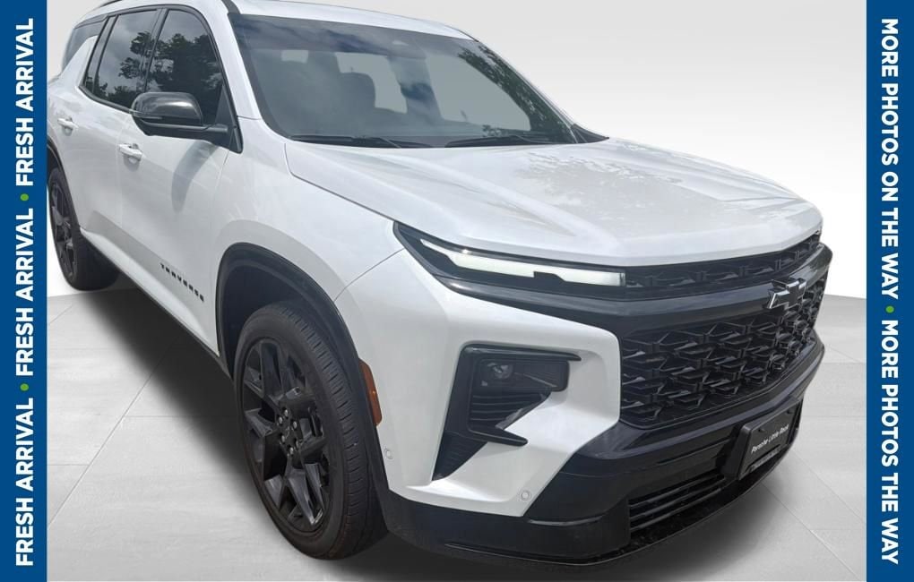 2025 Chevrolet Traverse AWD RS's photo