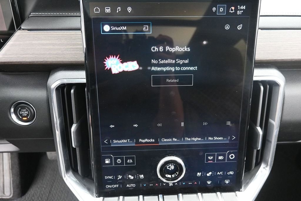 2026 GMC Acadia Denali - Photo 21