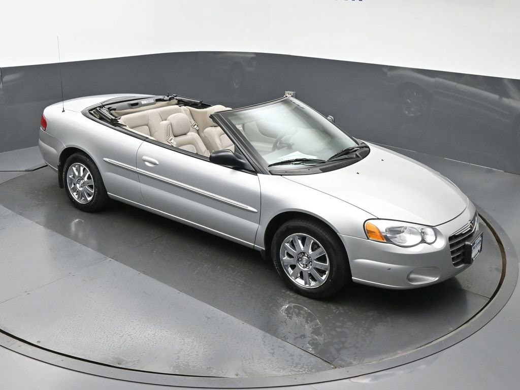 Used 2005 Chrysler Sebring Conv Limited Convertible