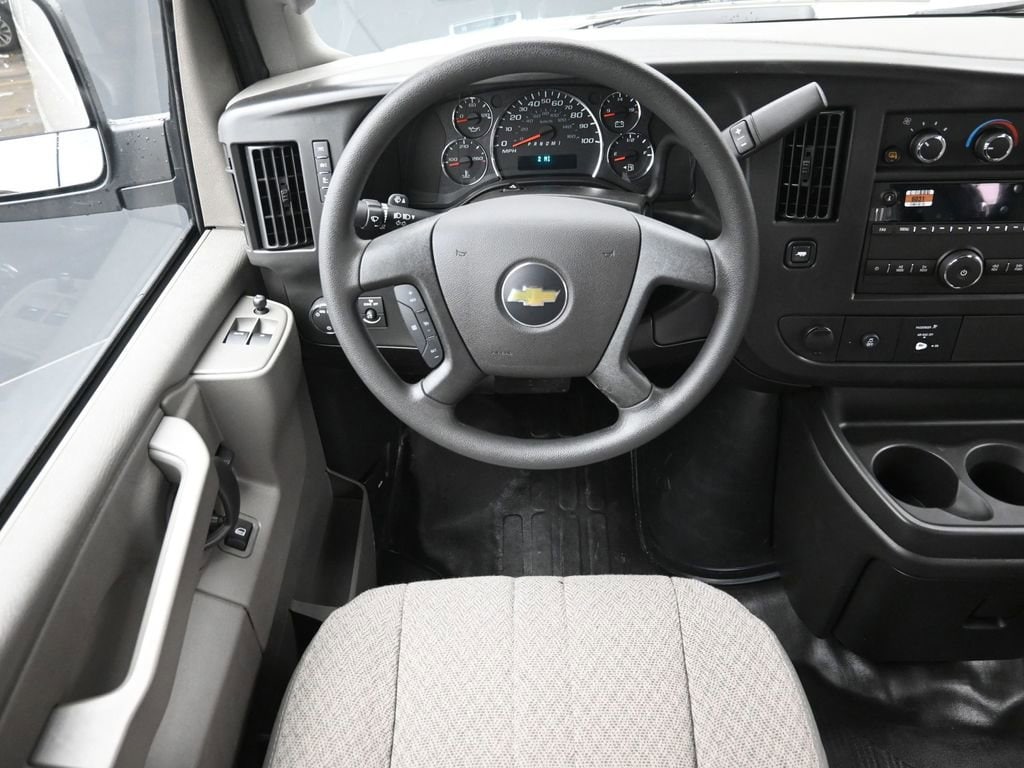 2026 Chevrolet Express Cargo Work Van - Photo 10
