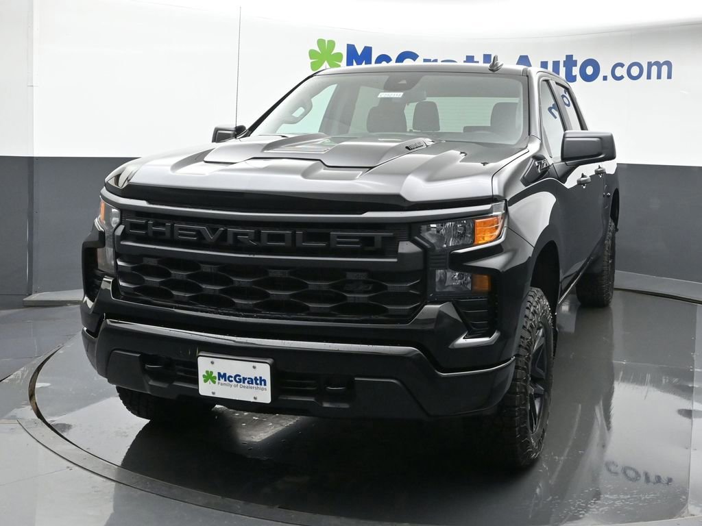 2025 Chevrolet Silverado 1500 Custom Trail Boss photo 4