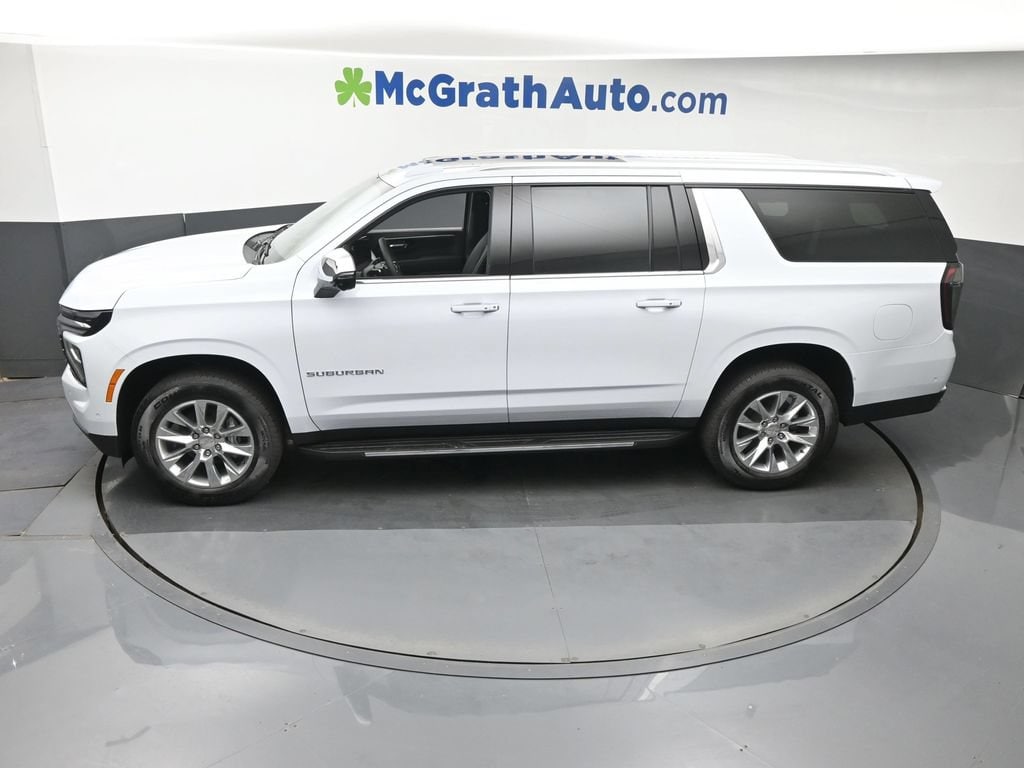 2026 Chevrolet Suburban Premier - Photo 30