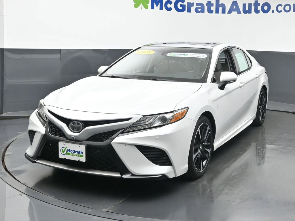 2018 Toyota Camry XSE photo 3
