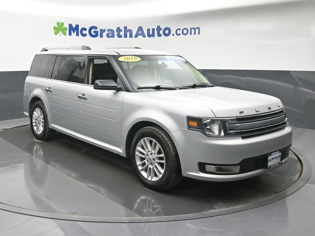 Used 2019 Ford Flex SEL with VIN 2FMGK5C83KBA17251 for sale in Cedar Rapids, IA