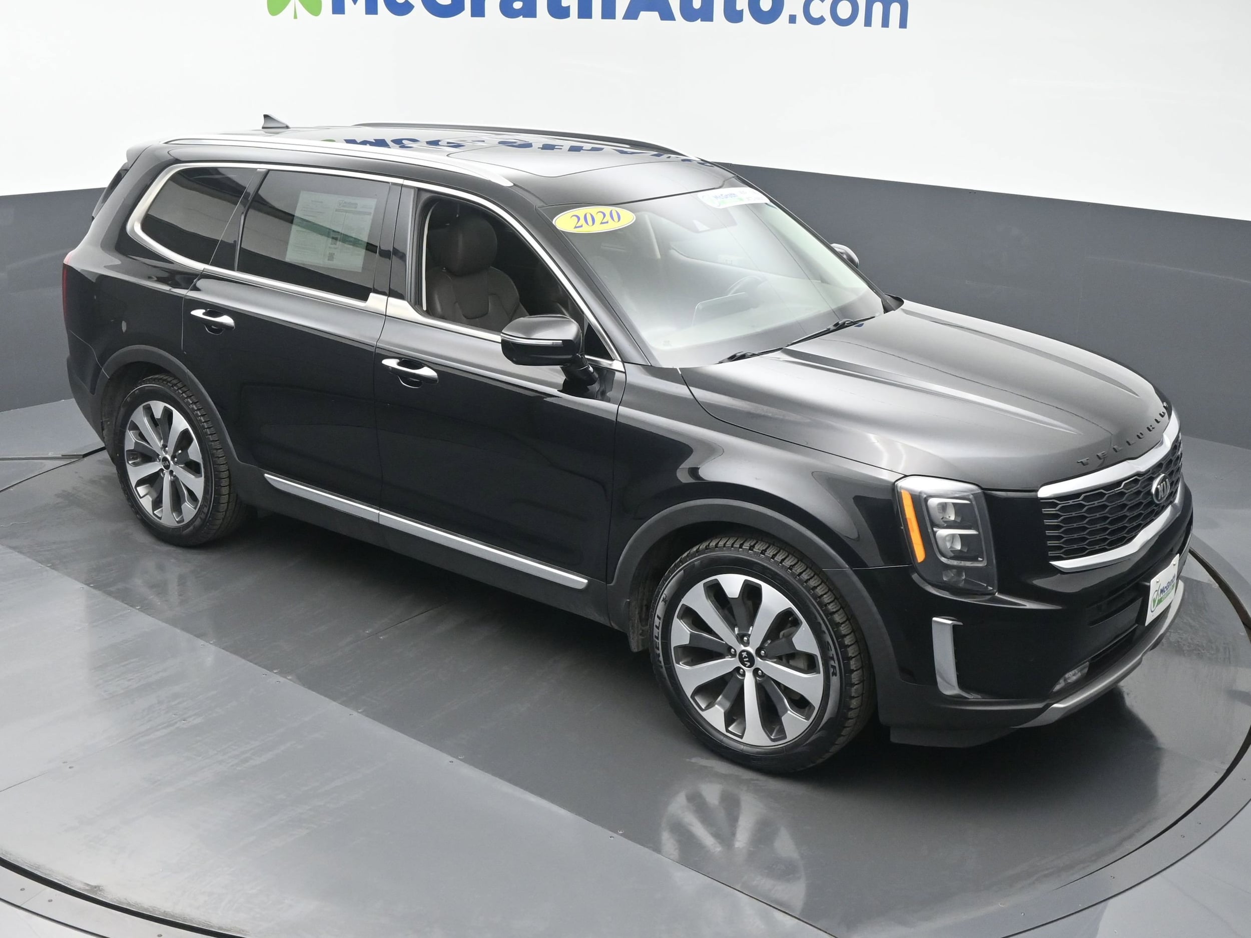 Used 2020 Kia Telluride SX with VIN 5XYP5DHC1LG027650 for sale in Cedar Rapids, IA