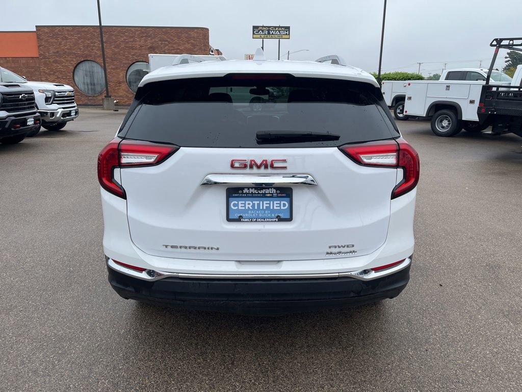 2024 Gmc Terrain SLT photo 2