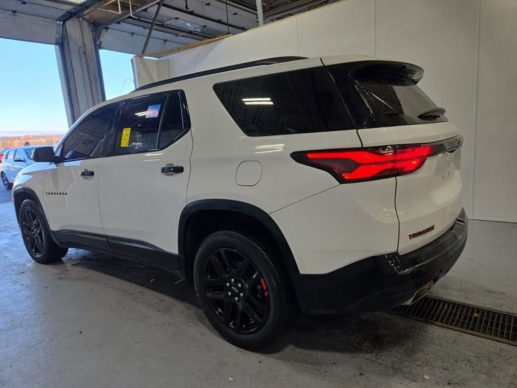 Used 2023 Chevrolet Traverse Premier SUV