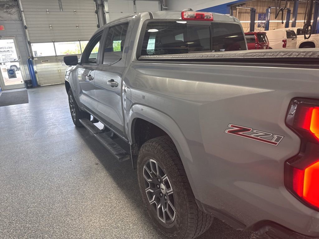 2023 Chevrolet Colorado Z71 photo 4