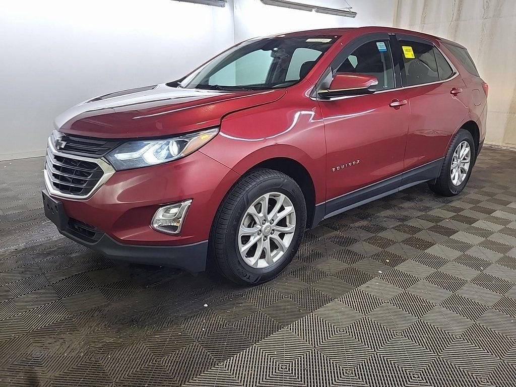 2018 Chevrolet Equinox LT photo 3