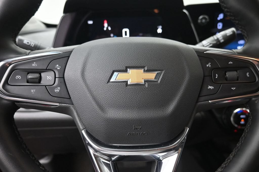 2025 Chevrolet Trax LT - Photo 17