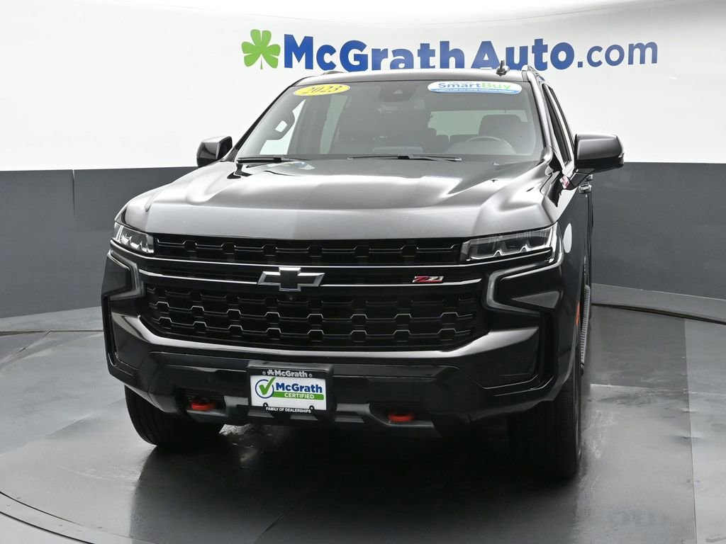 2023 Chevrolet Suburban Z71 photo 3