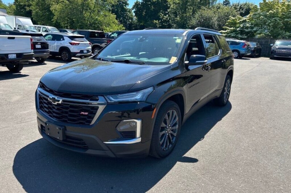 Used 2023 Chevrolet Traverse RS SUV