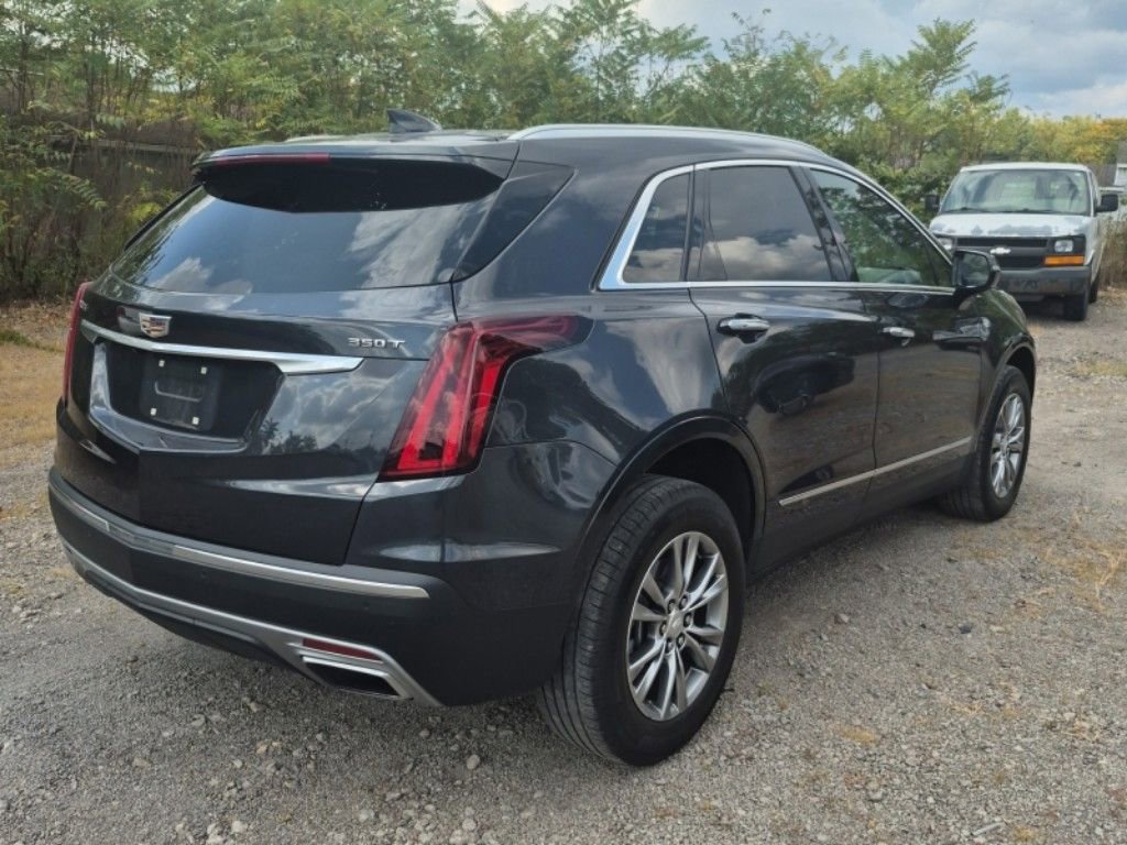 2023 Cadillac XT5 Premium Luxury photo 2
