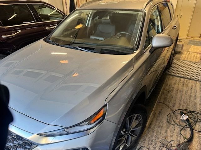 2020 Hyundai Santa Fe SEL photo 3