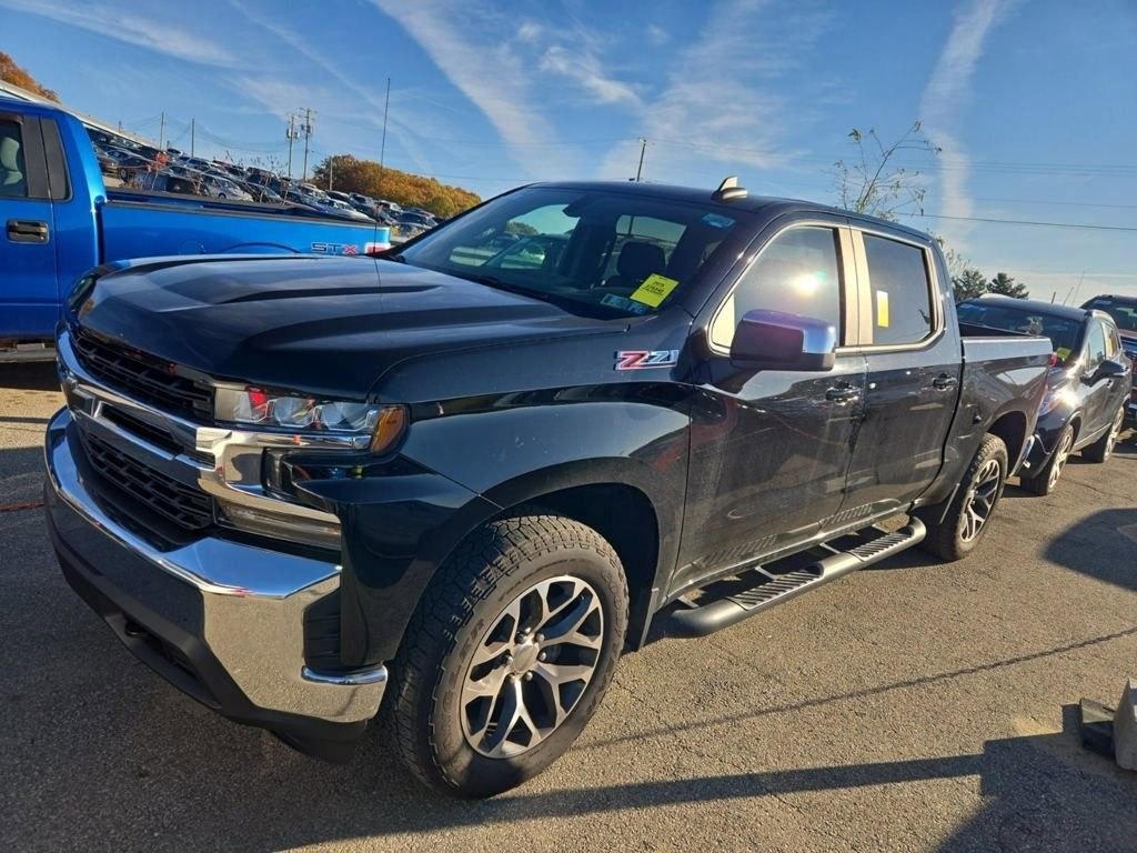 2019 Chevrolet Silverado 1500 LT photo 3