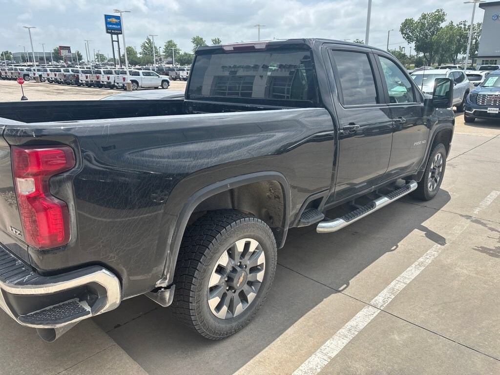 Used 2022 Chevrolet Silverado 2500 HD LT Truck Crew Cab