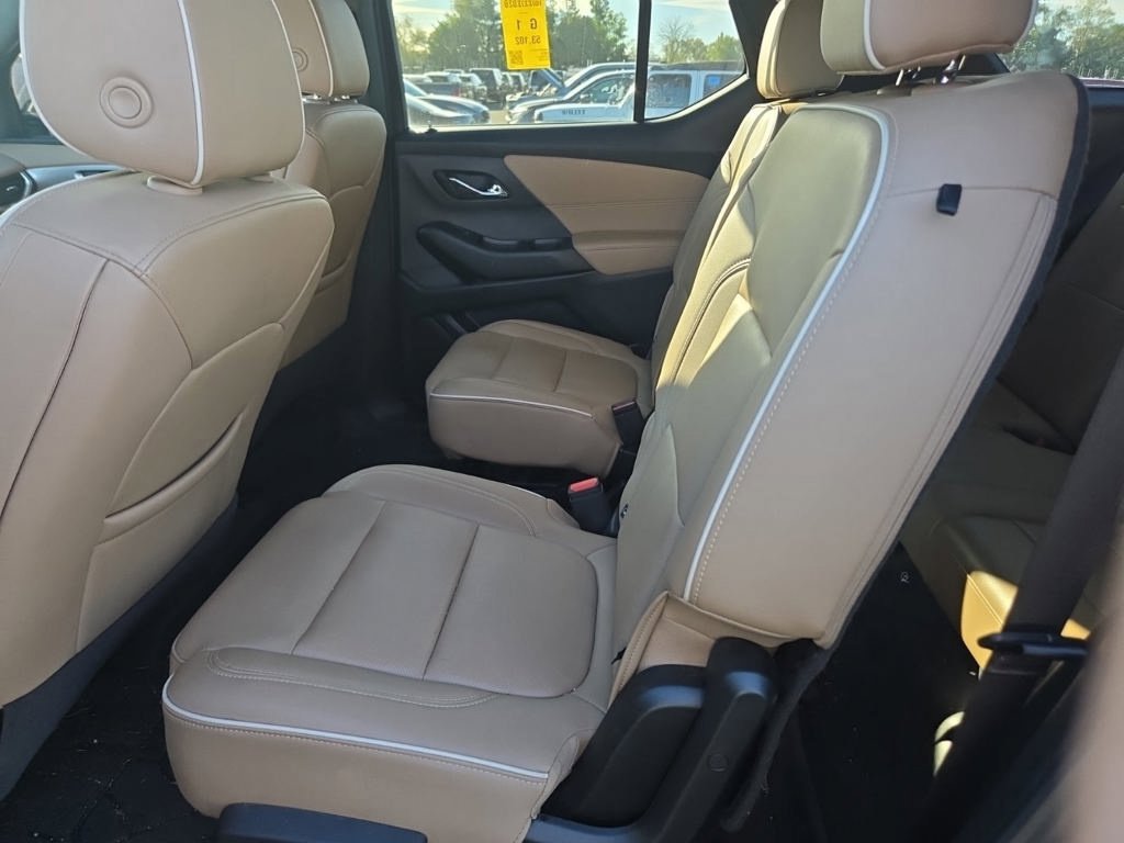 Used 2023 Chevrolet Traverse Premier SUV