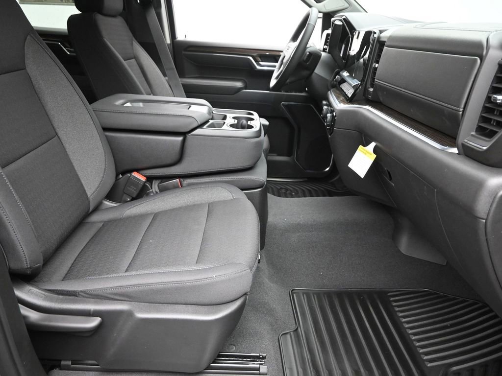 2026 Chevrolet Silverado 1500 LT - Photo 9