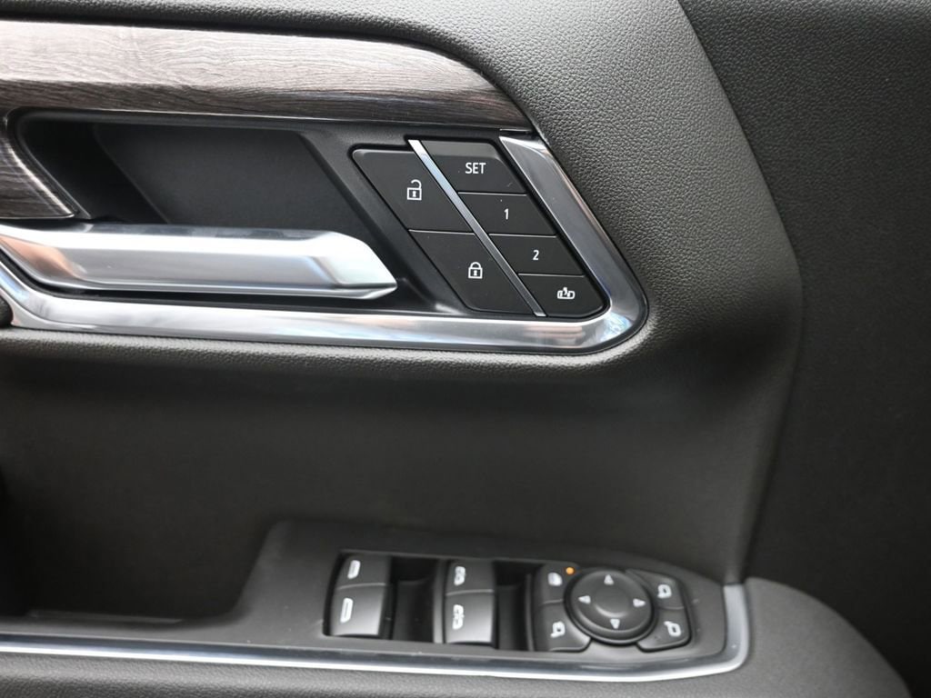 2026 Chevrolet Silverado 1500 LTZ - Photo 16
