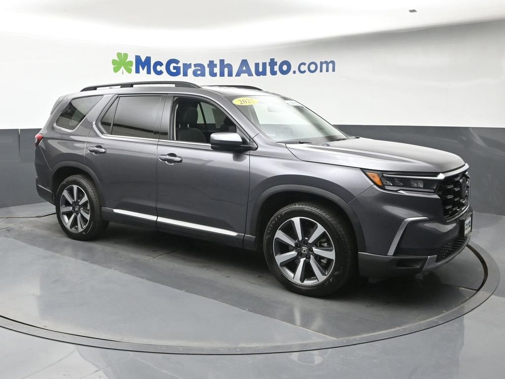 Used 2025 Honda Pilot Touring SUV