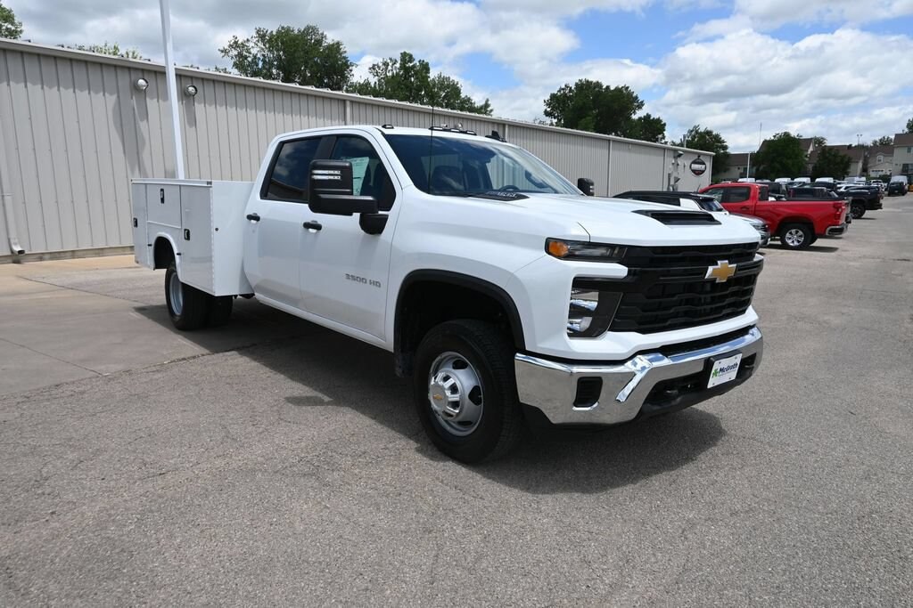 New 2026 Chevrolet Silverado 3500 HD Chassis Cab Work Truck Truck