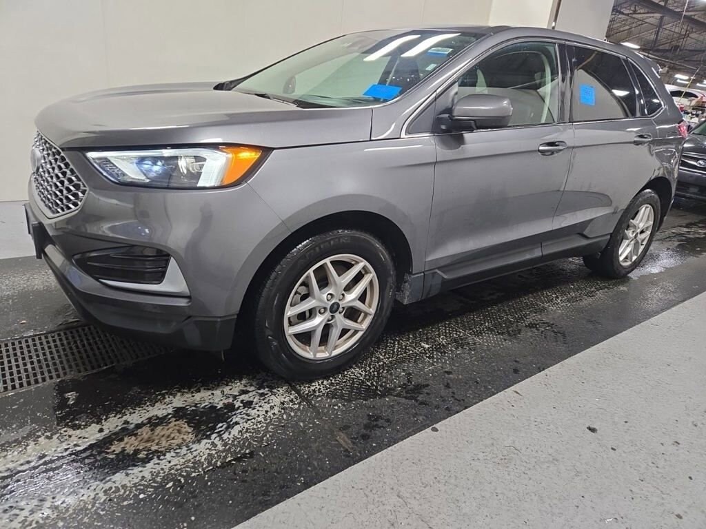 Used 2023 Ford Edge SEL SUV