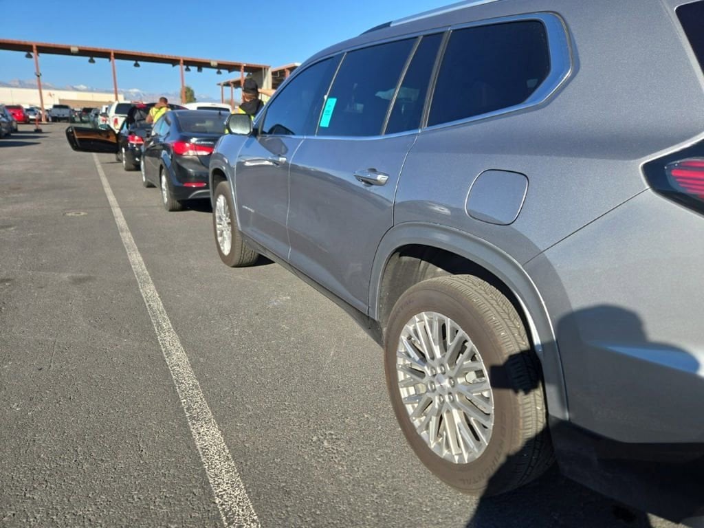 Used 2024 GMC Acadia Denali SUV