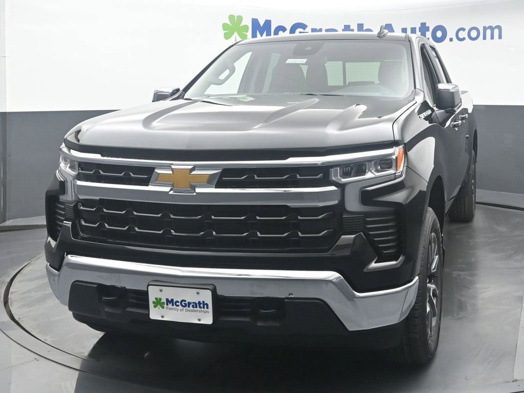 2025 Chevrolet Silverado 1500 LT photo 4