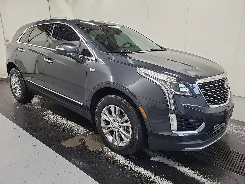 Used 2022 Cadillac XT5 Premium Luxury with VIN 1GYKNDRS4NZ124386 for sale in Cedar Rapids, IA