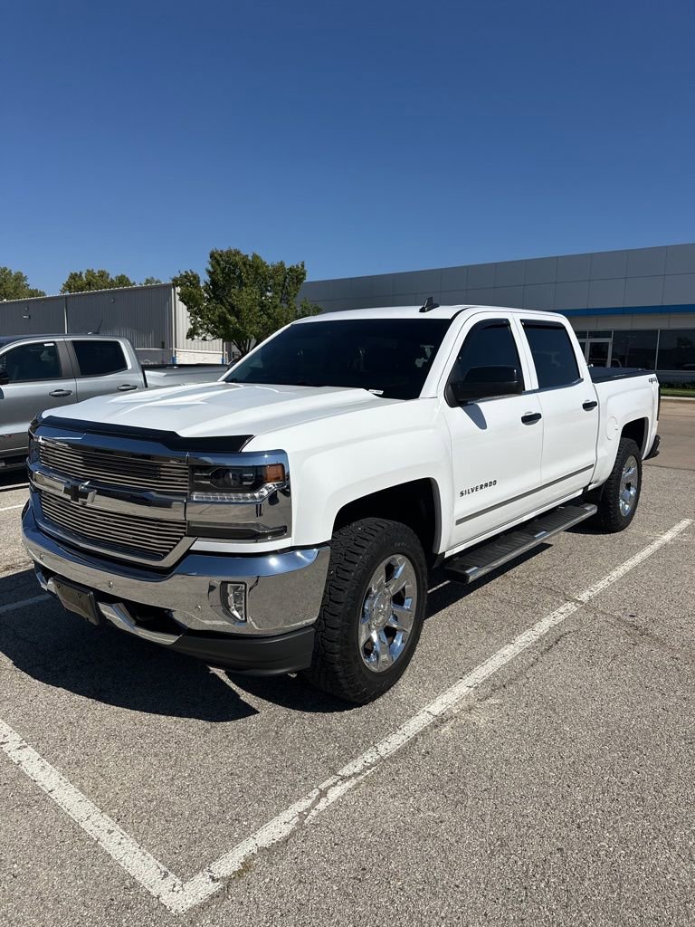2018 Chevrolet Silverado 1500 LTZ photo 3