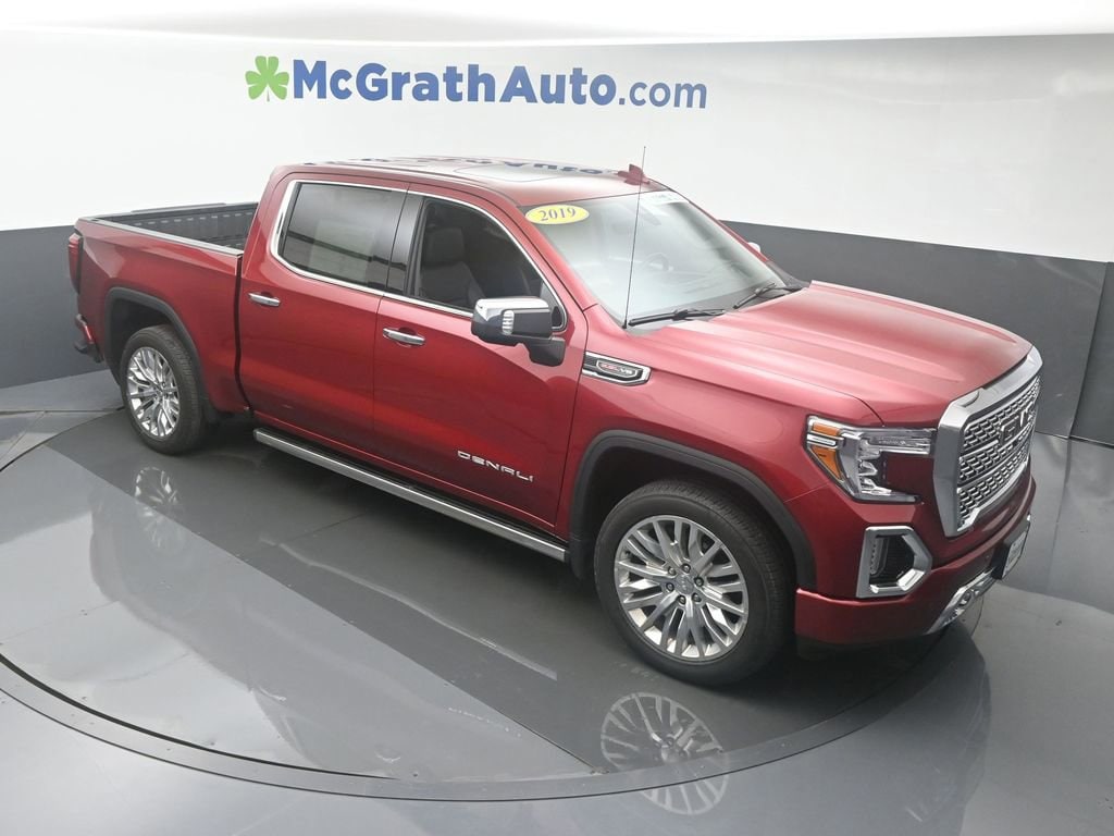 Used 2019 GMC Sierra 1500 Denali Denali with VIN 1GTU9FEL4KZ106141 for sale in Cedar Rapids, IA