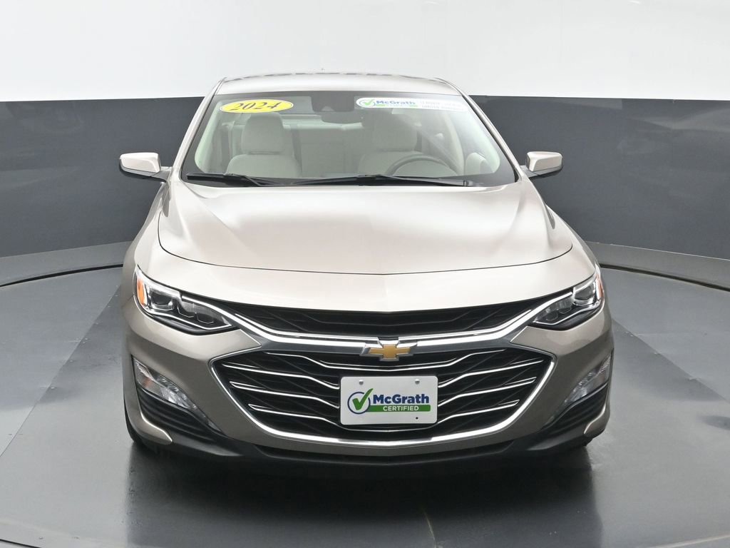 2024 Chevrolet Malibu Premier 2LT photo 2