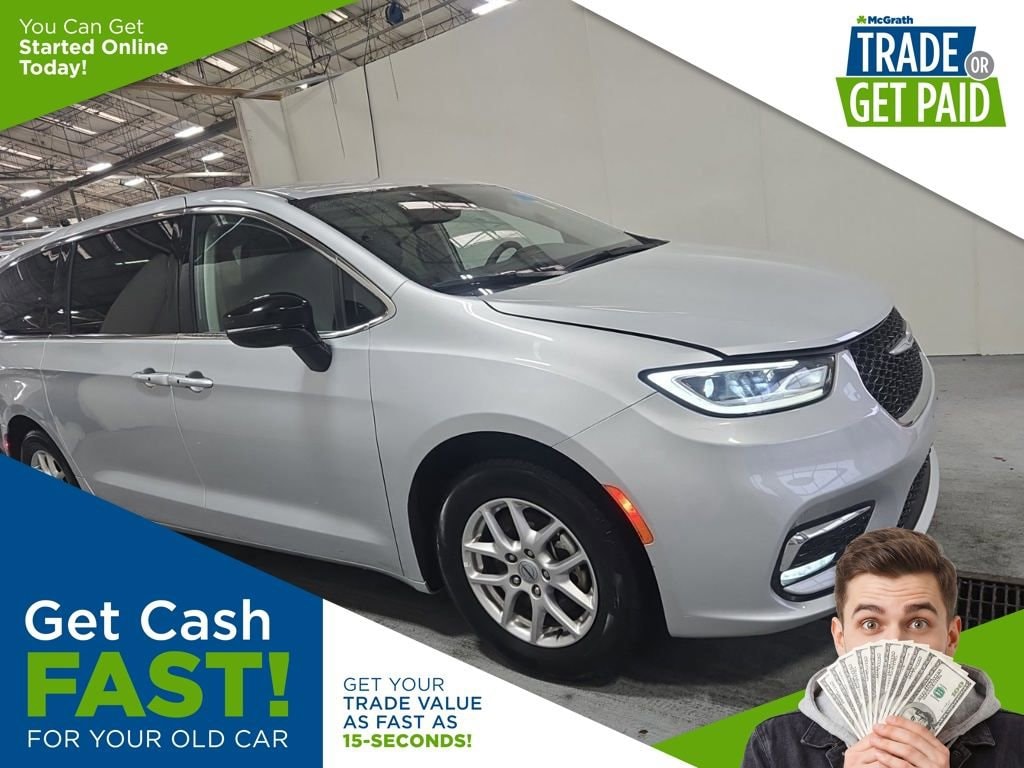 Used 2024 Chrysler Pacifica Touring L Van Passenger Van