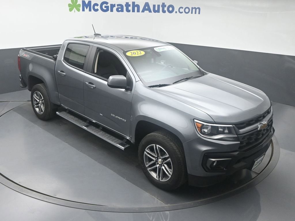 Used 2022 Chevrolet Colorado LT with VIN 1GCGTCEN8N1233699 for sale in Cedar Rapids, IA