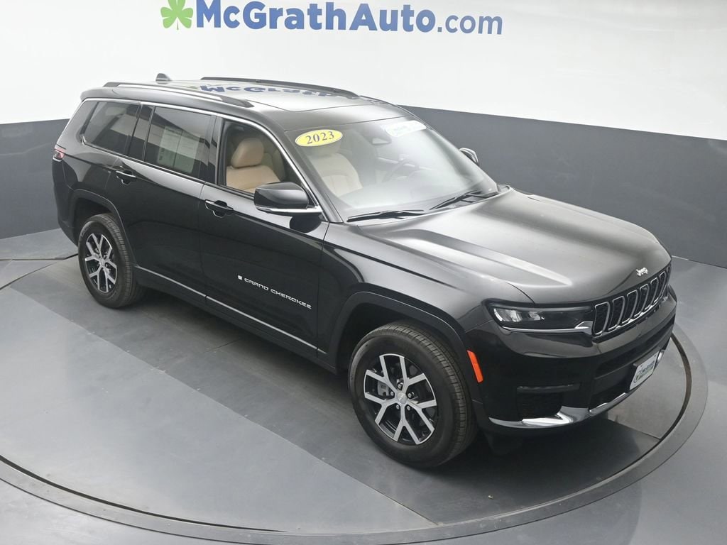 Used 2023 Jeep Grand Cherokee L Limited with VIN 1C4RJKBG4P8842524 for sale in Cedar Rapids, IA